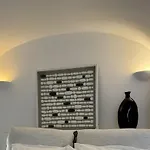 Ater Albus Collection By K&k Villa *