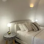 Ater Albus Collection By K&k Villa *