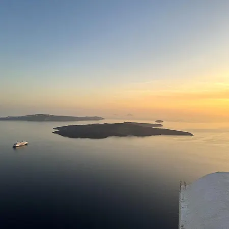 Ater Albus Collection By K&k Villa *