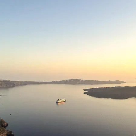 Villa Ater Albus Collection By K&k Imerovigli (Santorini)