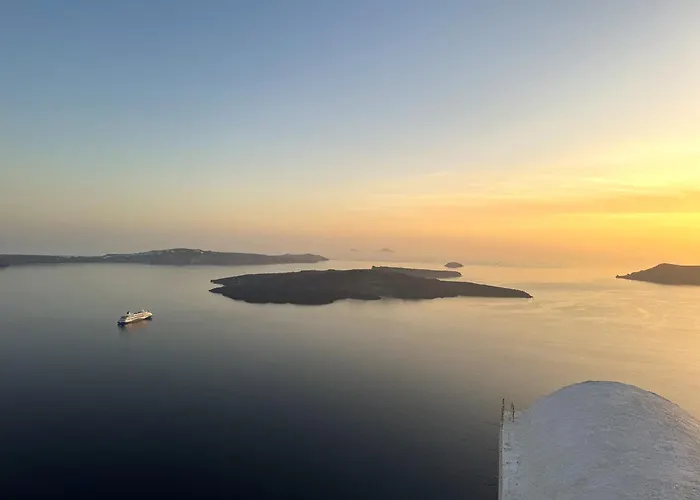 Ater Albus Collection By K&k Villa *