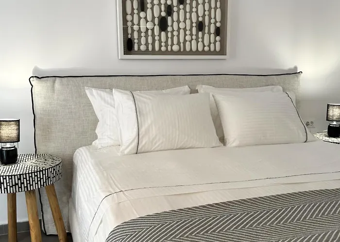 Ater Albus Collection By K&k Imerovigli