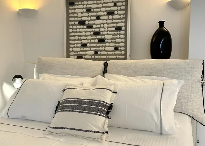 Ater Albus Collection By K&k Imerovigli