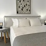 Ater Albus Collection By K&k Imerovígli